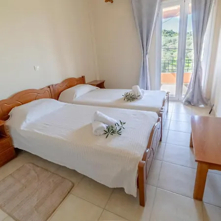 Markatis House With Views To Corfu East Kato Spilaion